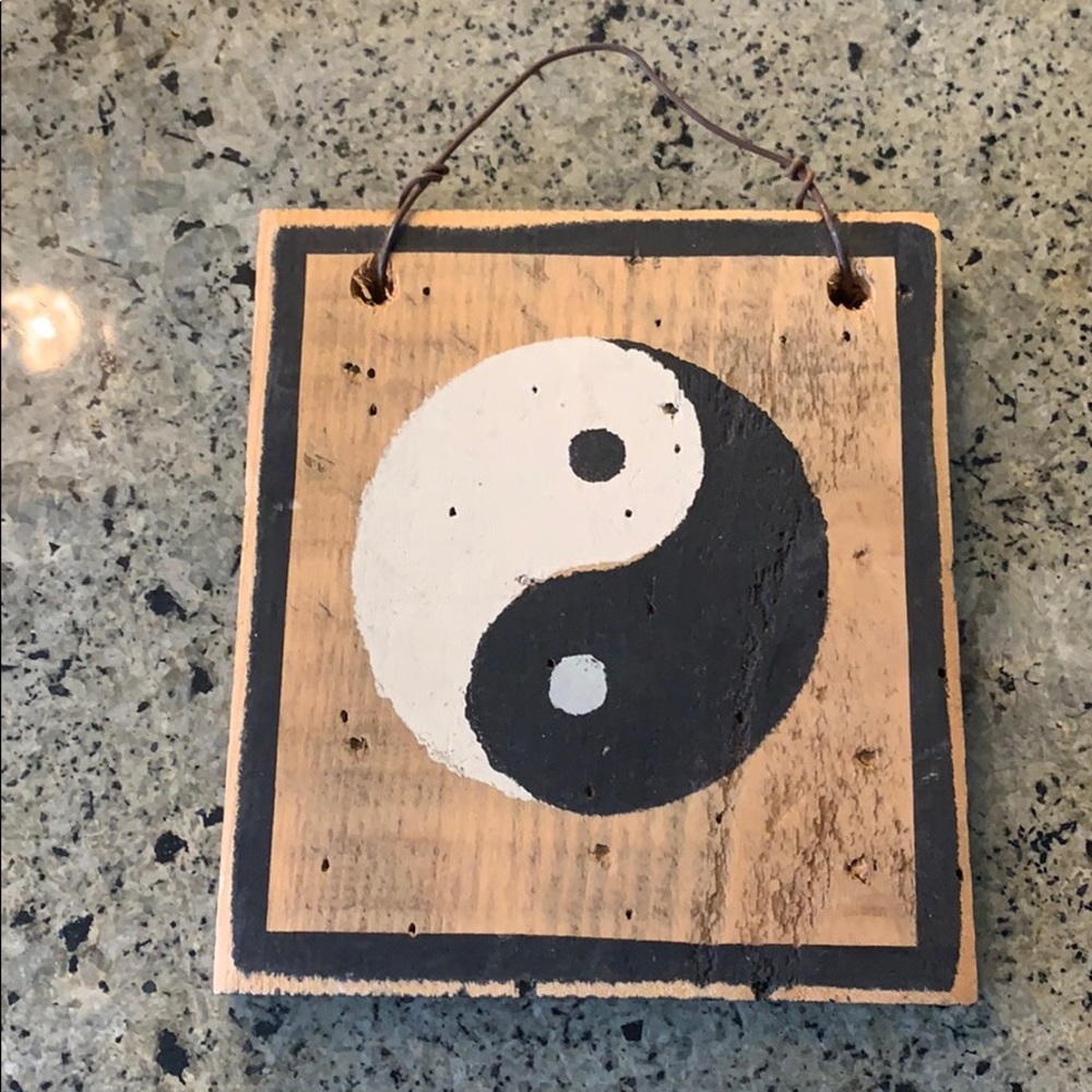 Yin and yang small wooden decor piece